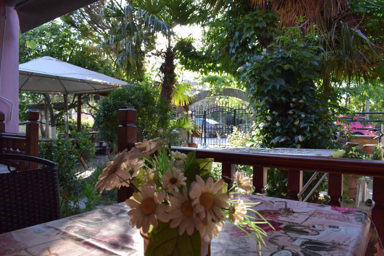 Garden Guest Room Fanárion Dış mekan fotoğraf